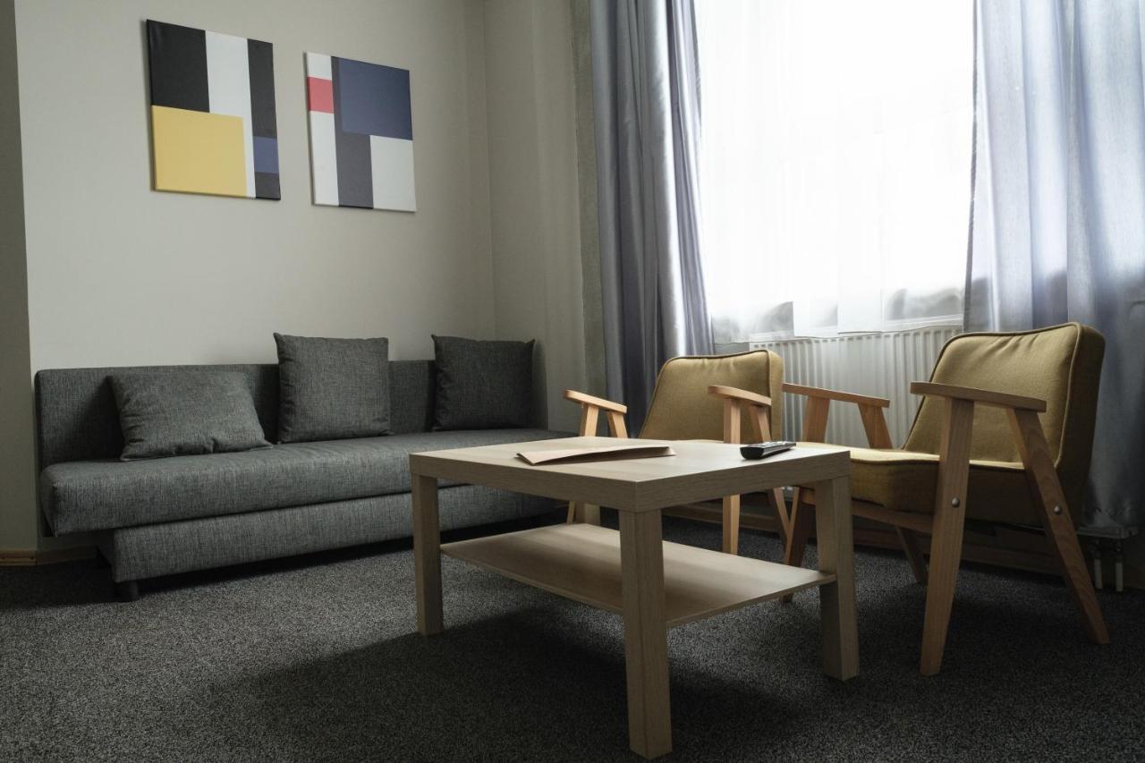 Adler Bed&Breakfast Appartement Łódź Buitenkant foto