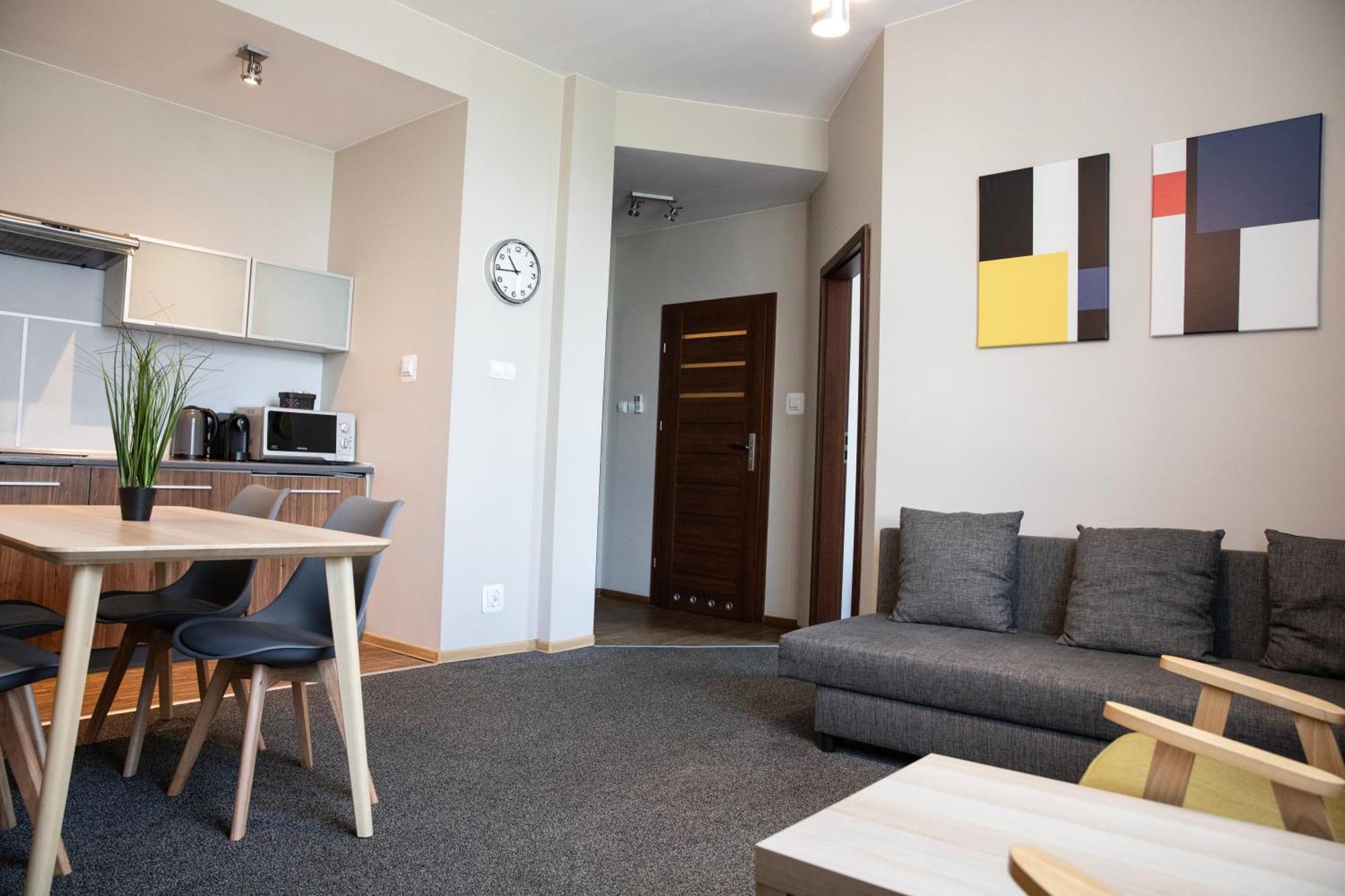 Adler Bed&Breakfast Appartement Łódź Buitenkant foto