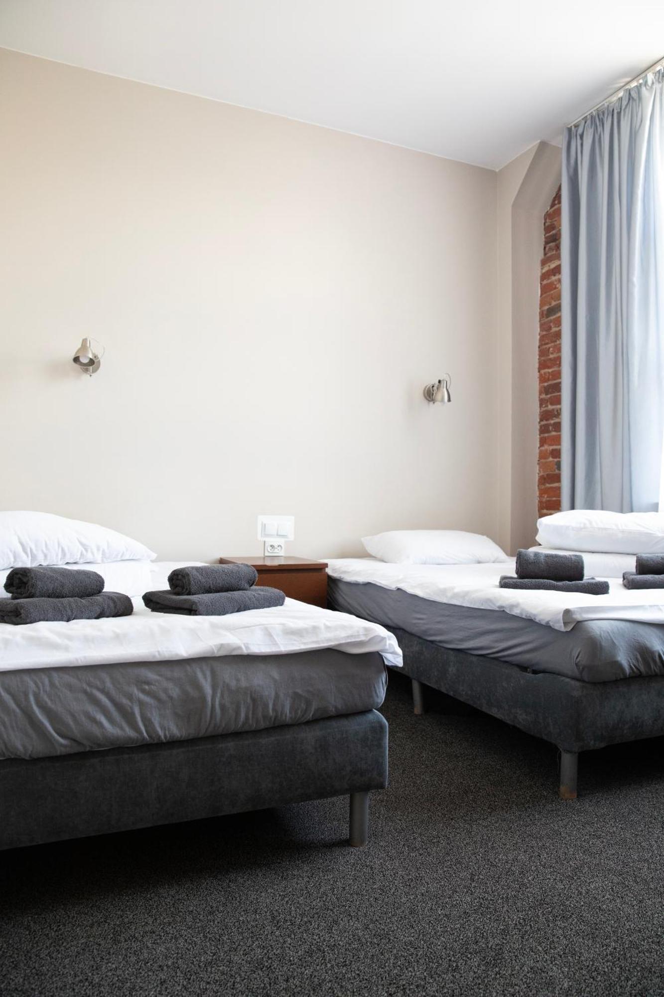 Adler Bed&Breakfast Appartement Łódź Buitenkant foto