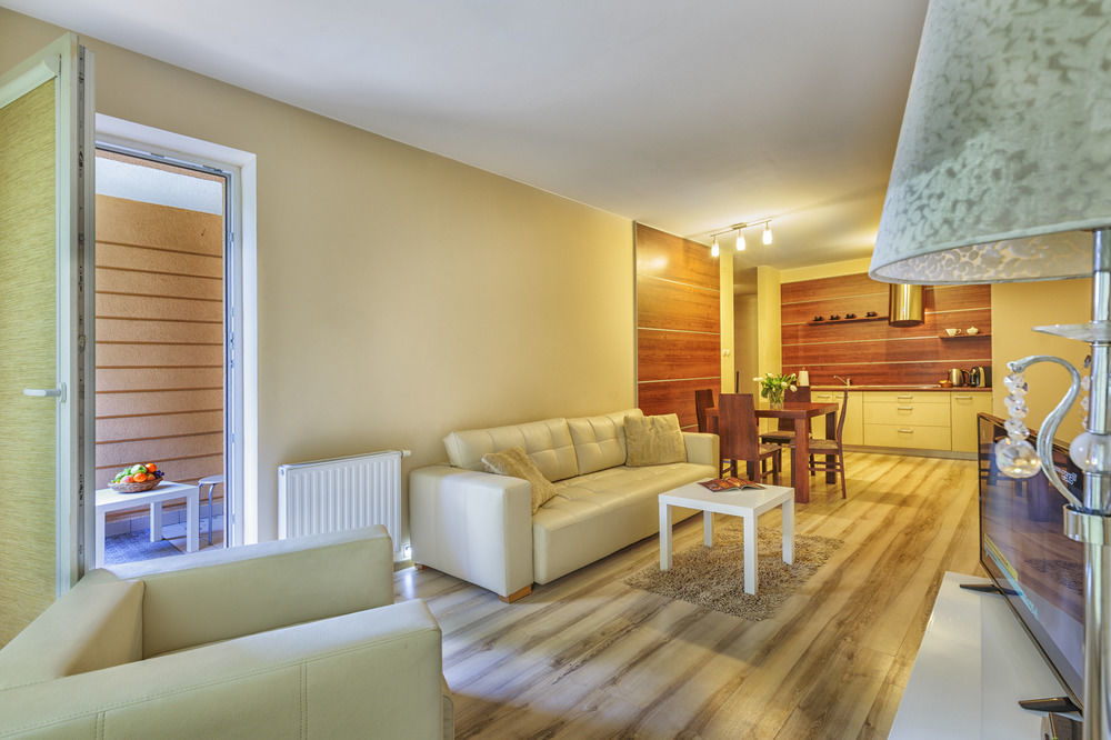 Adler Bed&Breakfast Appartement Łódź Buitenkant foto