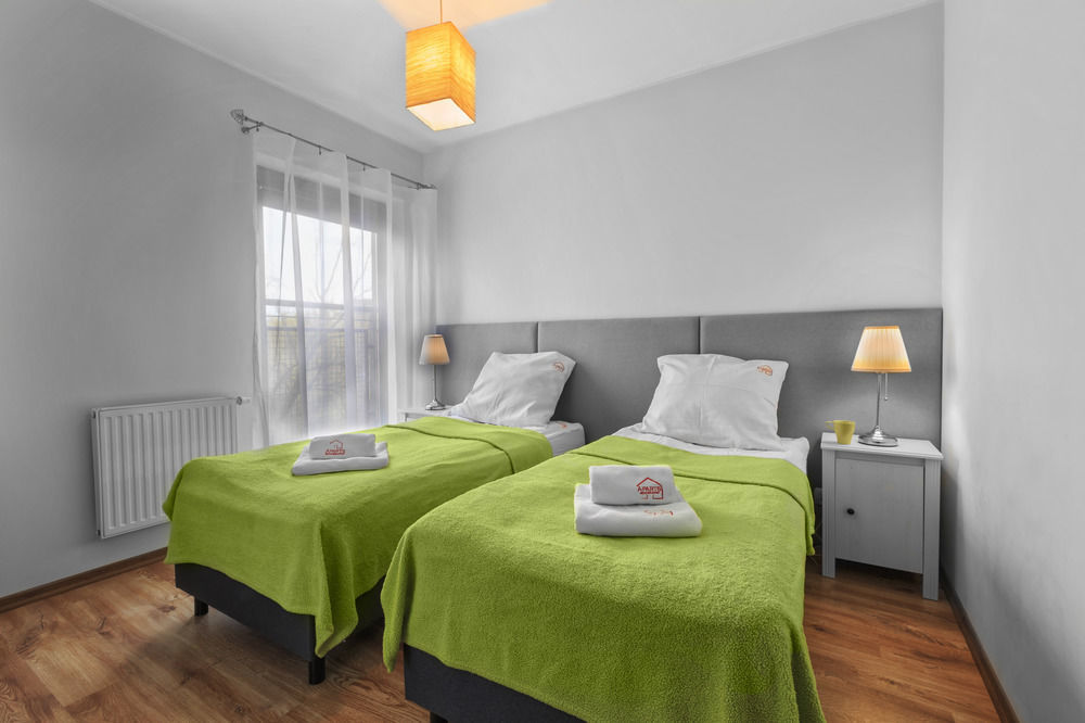 Adler Bed&Breakfast Appartement Łódź Buitenkant foto